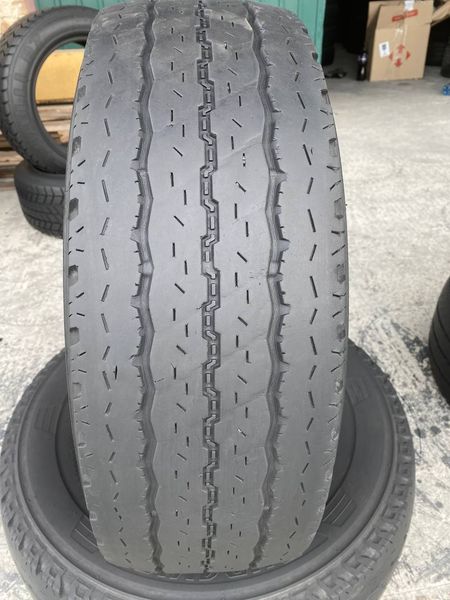 215/70R15C Bridgestone Duravis  01302 фото