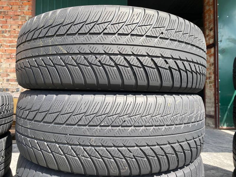 215/65R17 Bridgestone Blizzak LM001 01529 фото