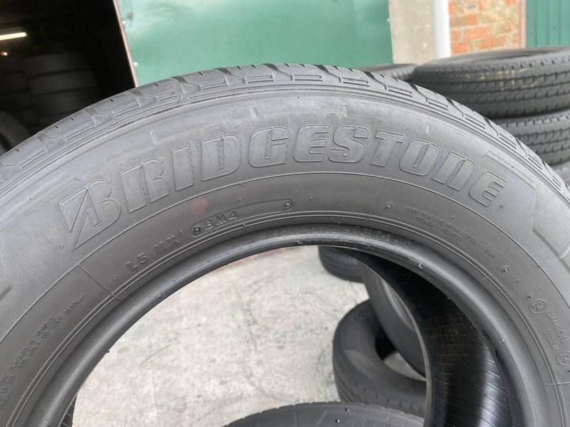 215/65R15C Bridgestone Duravis d0030olx фото