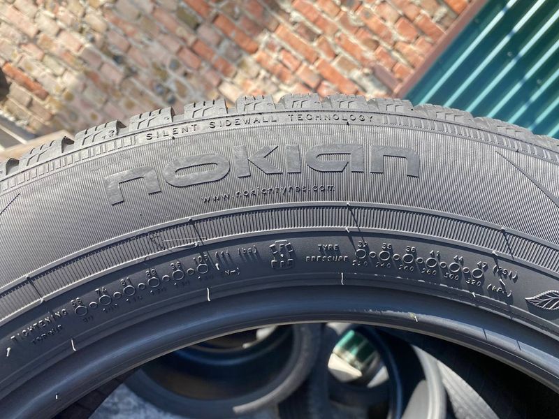 235/55R17 Nokian WR A4 d0384 фото