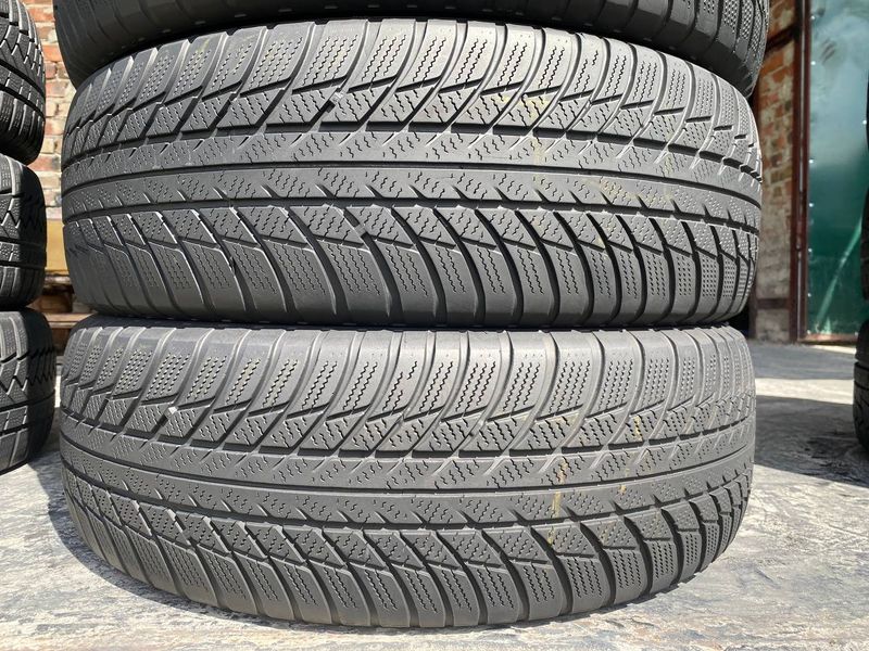 215/65R17 Bridgestone Blizzak LM001 01529 фото