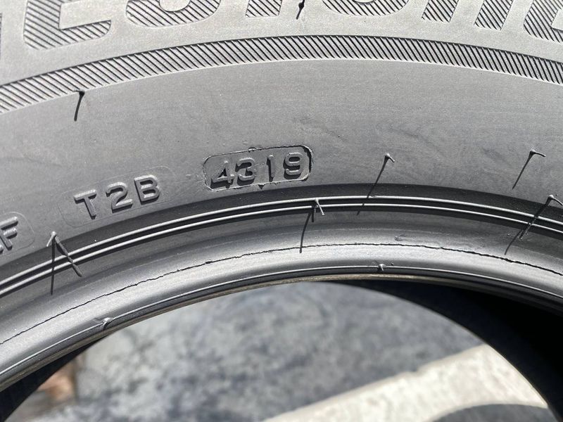 215/65R17 Bridgestone Blizzak LM001 01529 фото