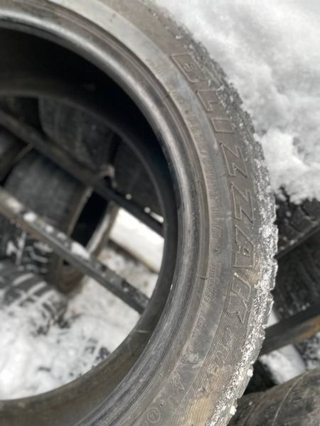 235/55R19 Bridgestone Blizzak DM-V1 d0202 фото