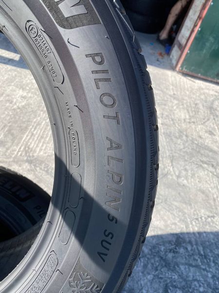 255/55R18 Michelin Pilot Alpin 5 Suv 01481olx фото