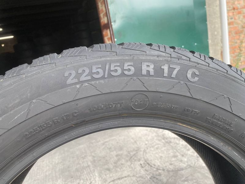 225/55R17C Continental VancoWinter 2 d0059olx фото