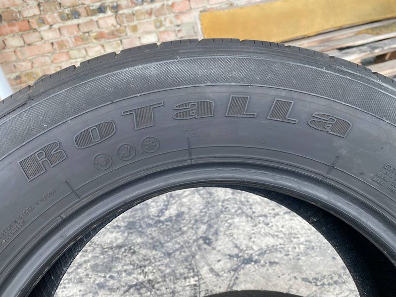 235/65R17 Rotalla Ice-Plus S220 01530 фото