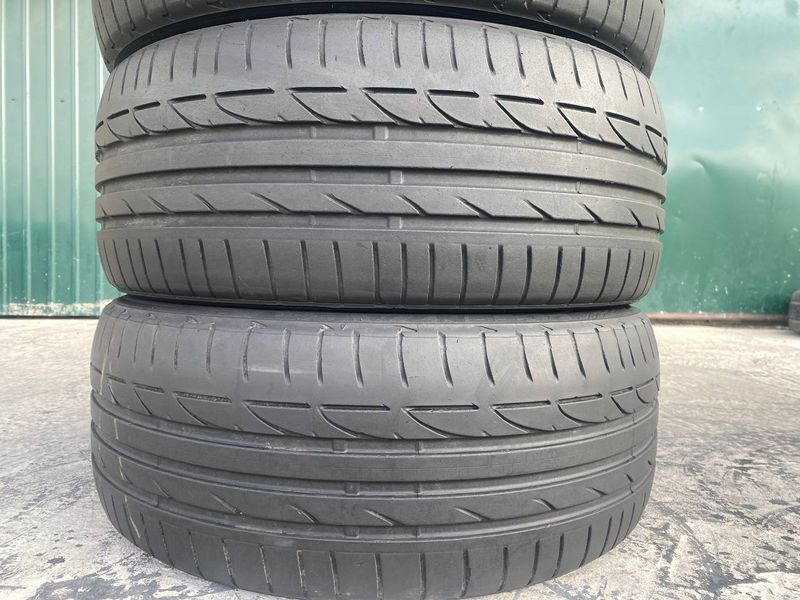 225/40R19 Bridgestone Potenza S001 01172olx фото