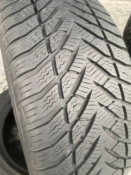 205/55R16 Goodyear Eagle UltraGrip 01758 фото