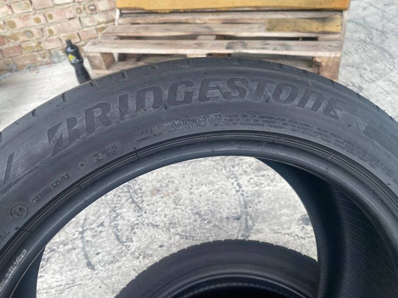 235/45R18 Bridgestone Potenza S001 01223olx фото