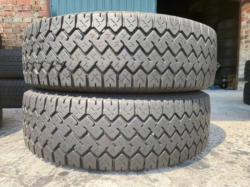 225/75R16C Bridgestone M723 01256 фото